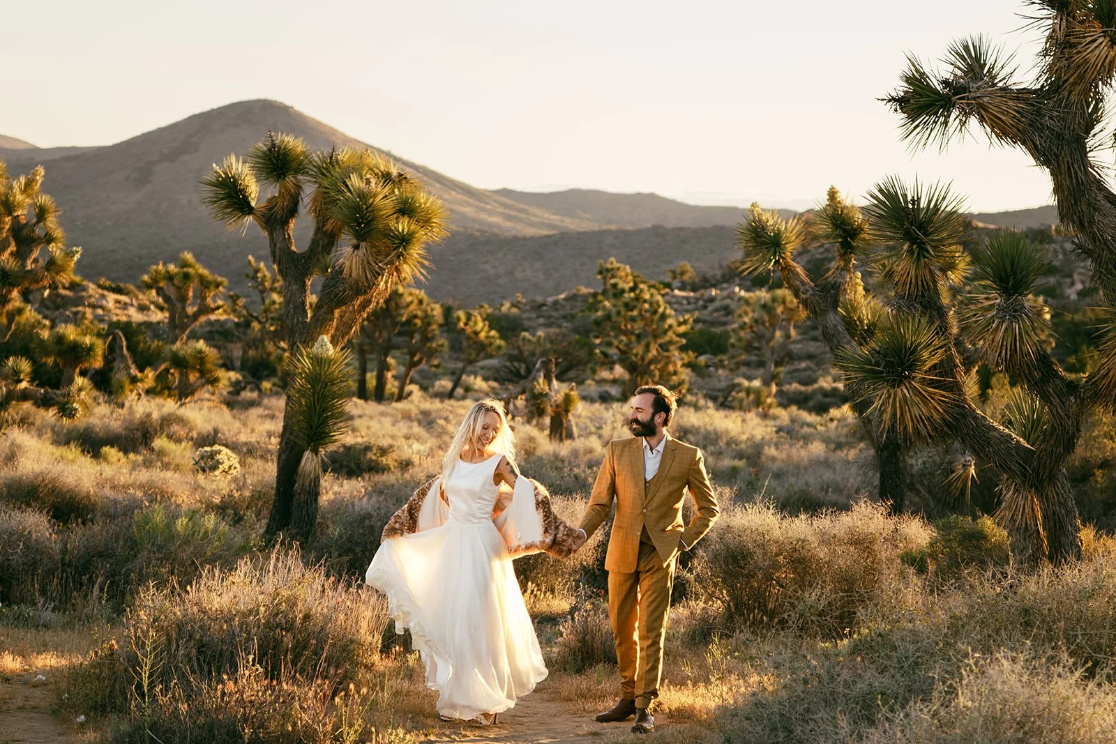 Joshua-Tree-Elopement-Photography-169.jpg