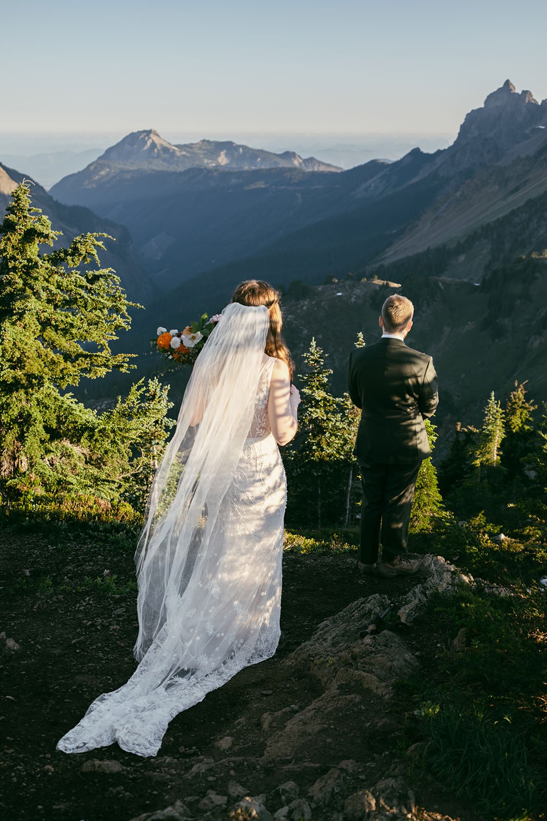 J&S_WinchesterLookout-Wedding-116.jpg