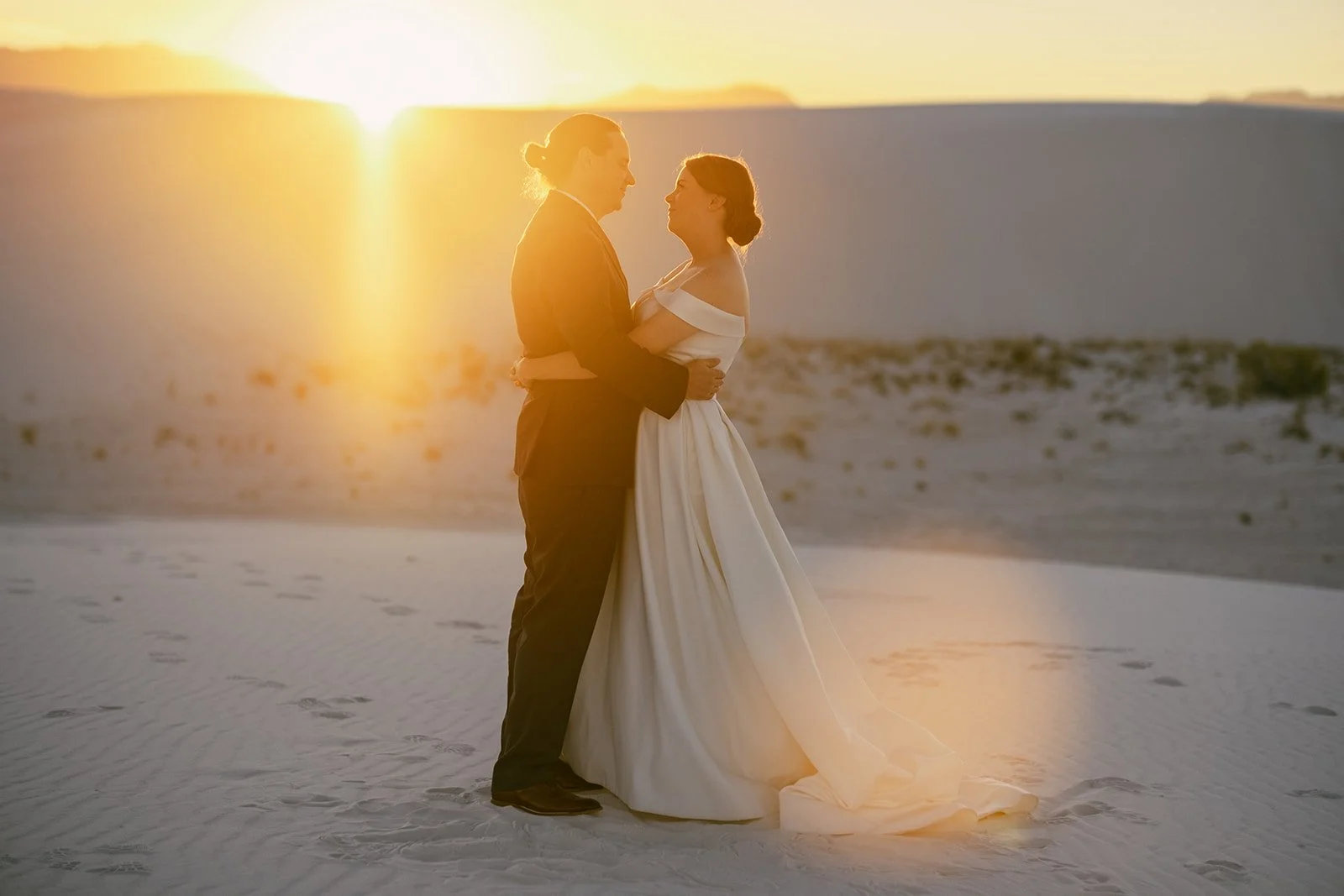 Bronte+David-White-Sands-Elopement-56.jpg