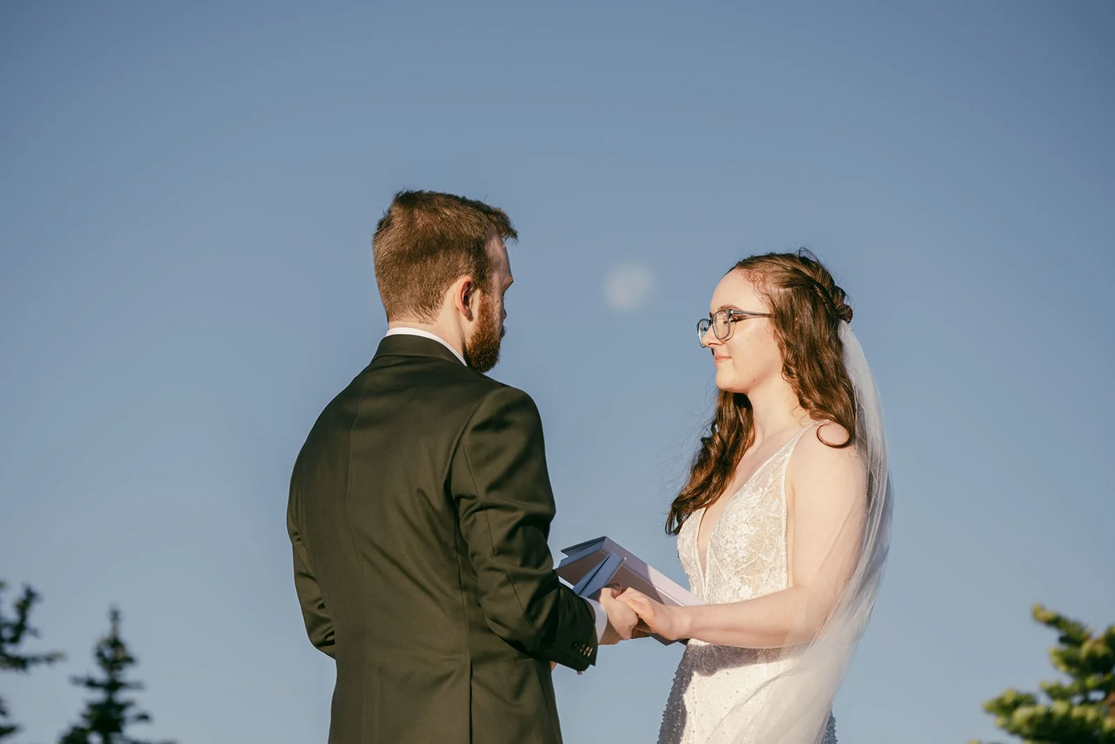J&S_WinchesterLookout-Wedding-176.jpg
