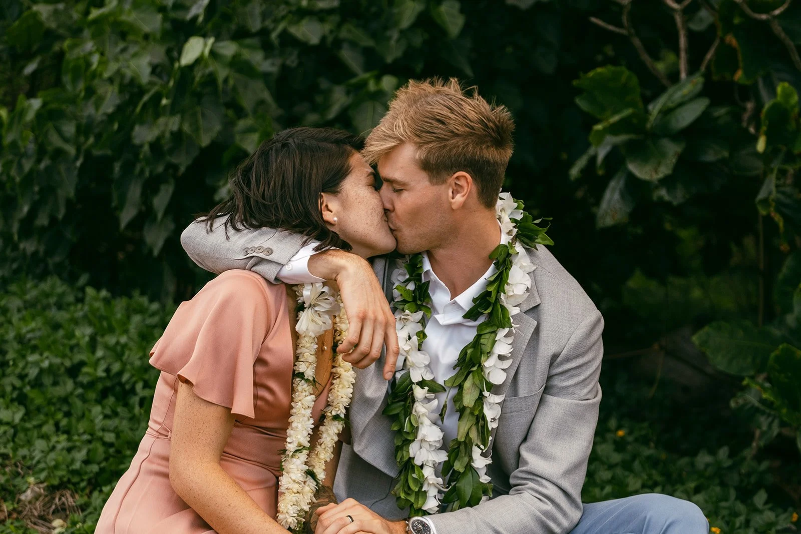 Reagan+Michael-Oahu-Hawaii-Elopement-87.jpg