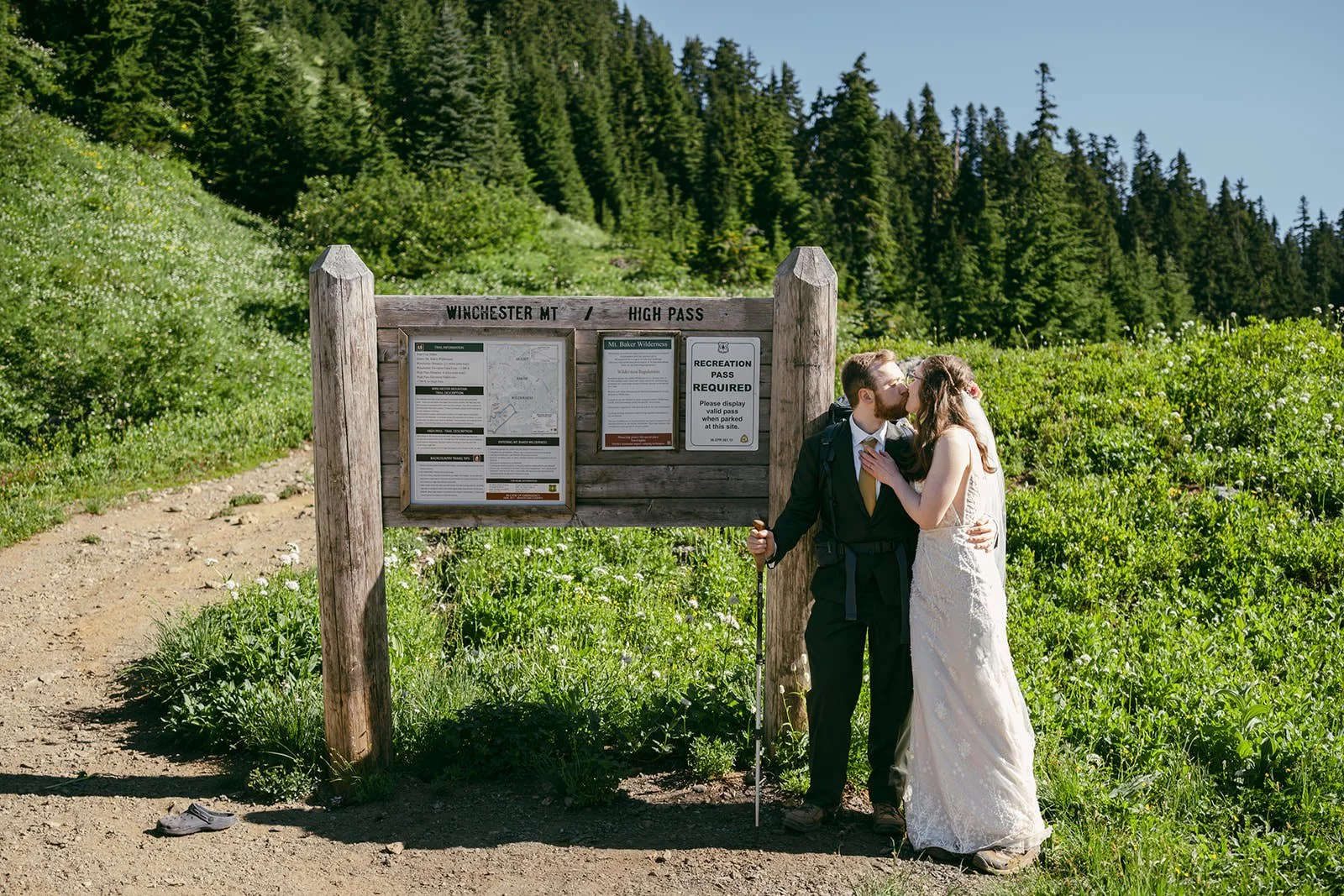 J&S_WinchesterLookout-Wedding-522.jpg