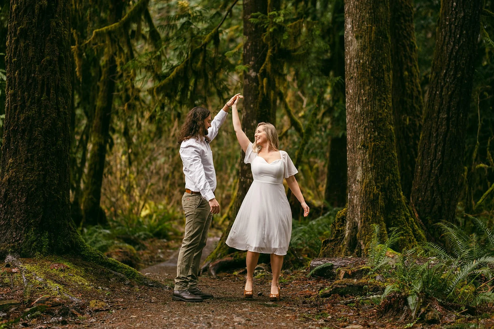 Sophie-Zeb-Engagement-48_websize.jpg