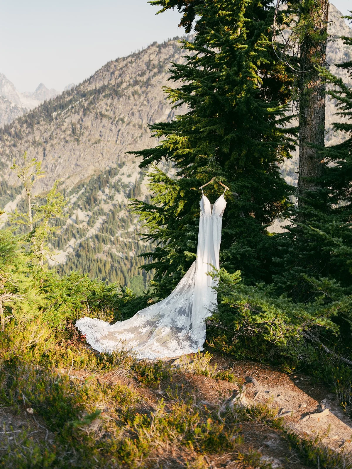 Casey&Andrew_Winthrop_WildCoastPhoto-30.jpg