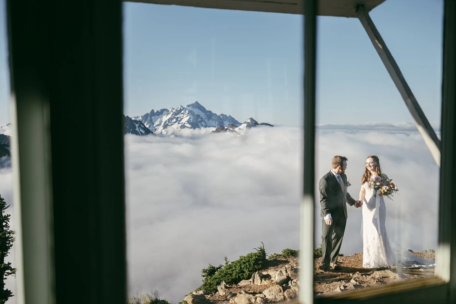 J&S_WinchesterLookout-Wedding-308.jpg