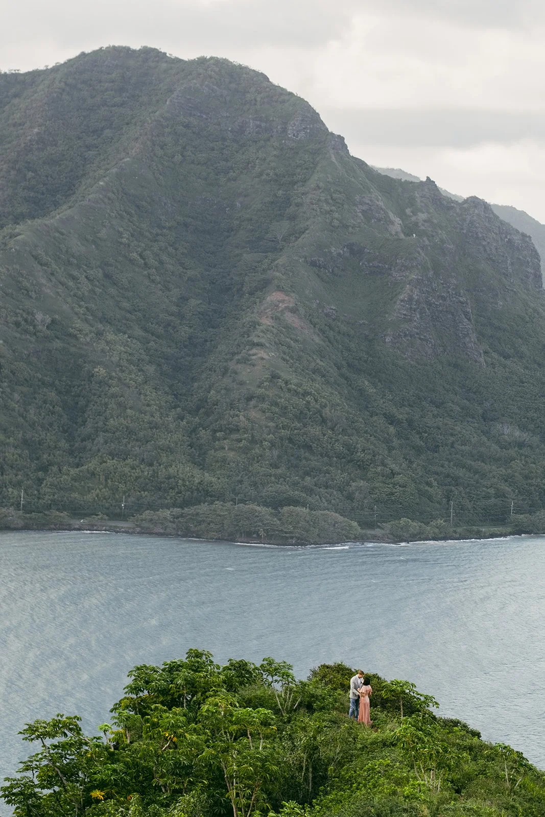 Reagan+Michael-Oahu-Hawaii-Elopement-54.jpg