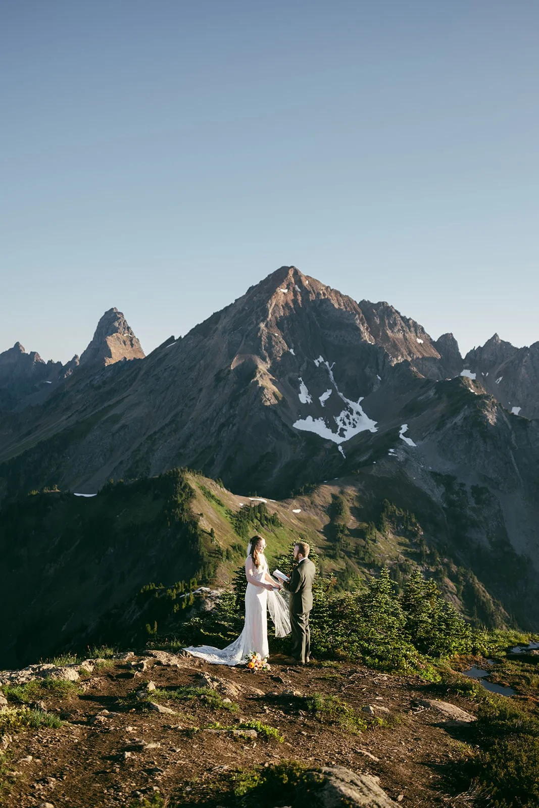 J&S_WinchesterLookout-Wedding-185.jpg