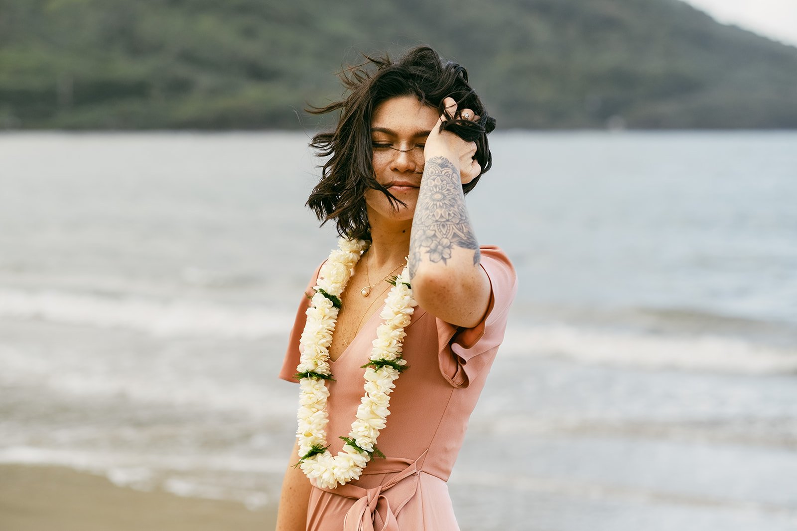 Reagan+Michael-Oahu-Hawaii-Elopement-22.jpg