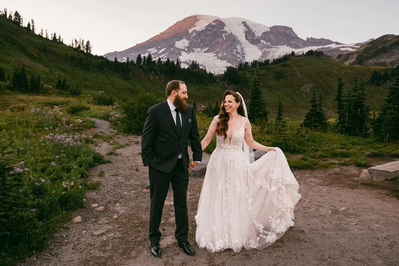 C&G-Mount-Rainier-Wedding-505.jpg