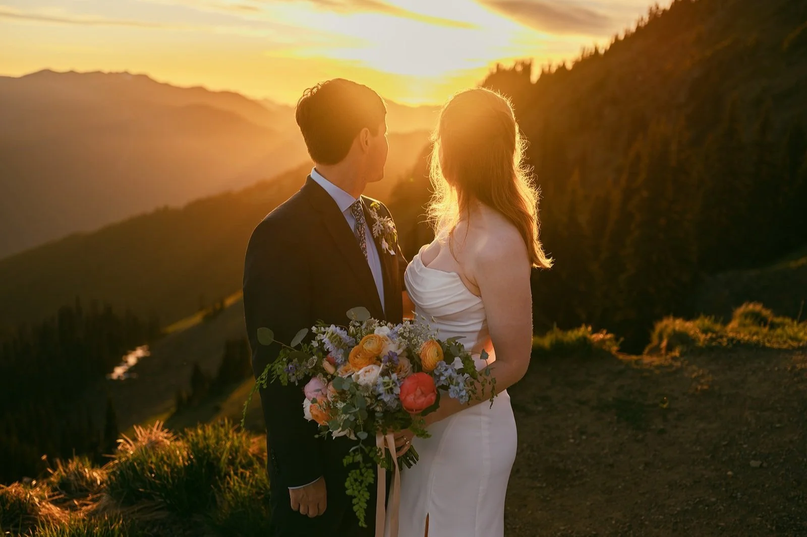 Emma&Riley_HuricaneRidge_Wedding-342.jpg