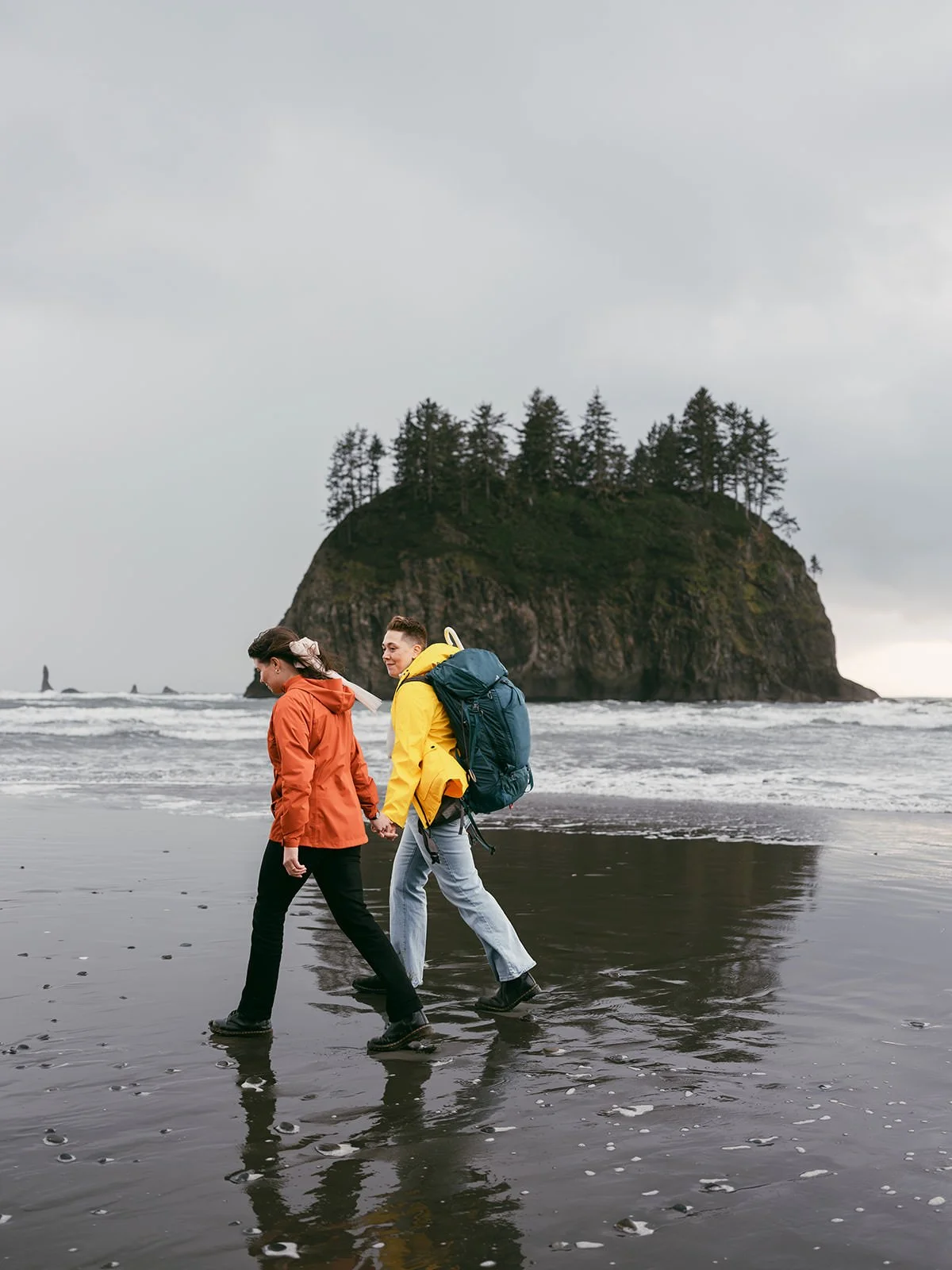 Liz&Emily_SecondBeach-49.jpg
