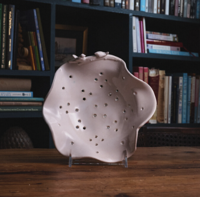 Magpie Colander (large)- HW