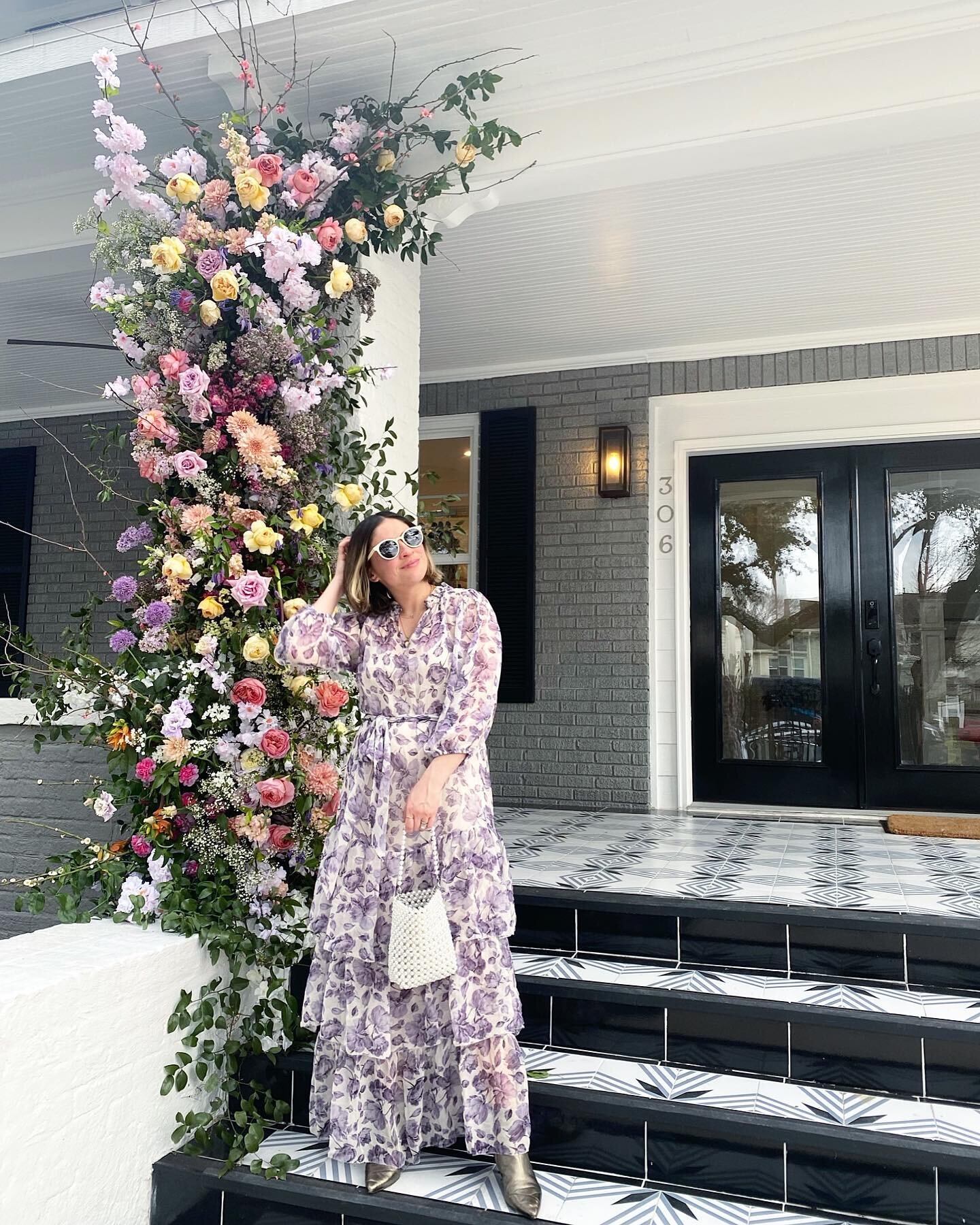 spring forward in style 🌸 

love a long dress with a good print. this one is a fancier version of most of my potato sacks i love so much. linked my exact dress and other spring dresses for you to &ldquo;add to cart&rdquo;. 
follow @paulinaapadilla o