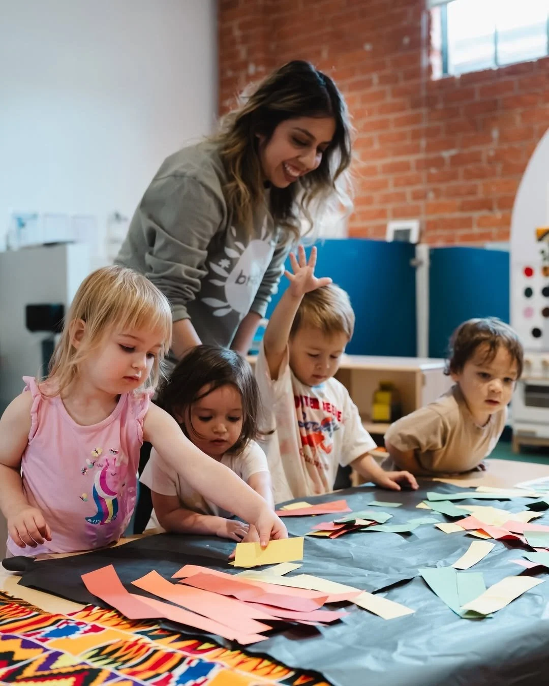 Discover a space designed for modern families at @hellobrella.⁠
⁠
From parenting classes to parent-and-me events, Brella brings together the resources, experiences, and experts families need. All in one welcoming community.⁠
⁠
Book your tour and expl