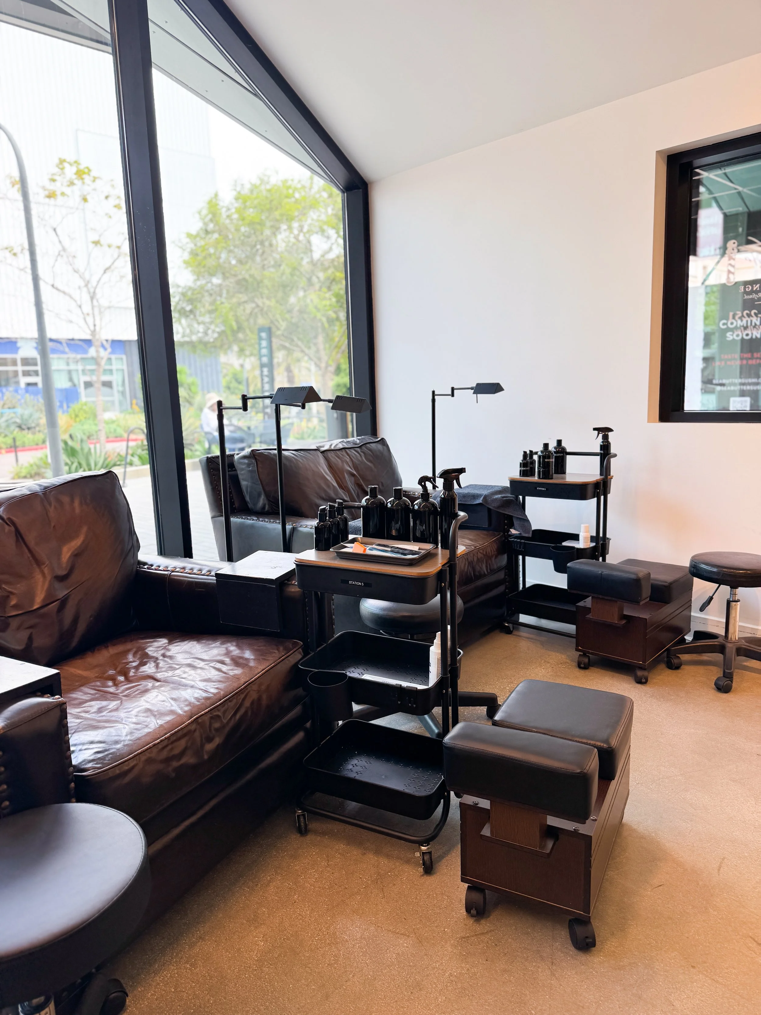 Playa Vista Grooming Lounge