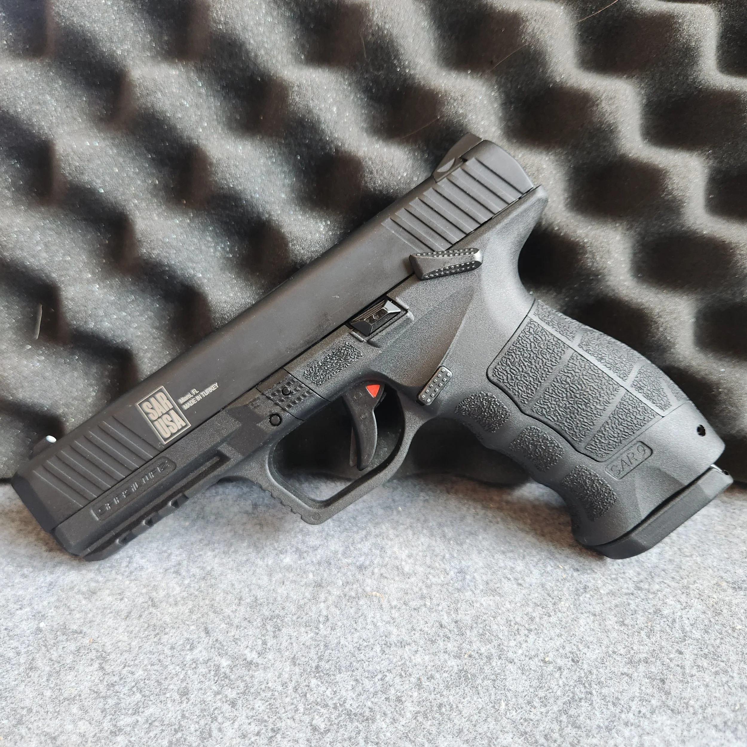 SAR SAR9 9mm