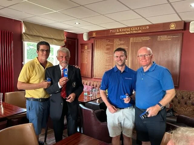 Rod, Ray, Gareth Williams &amp; Chris Baird had 2's