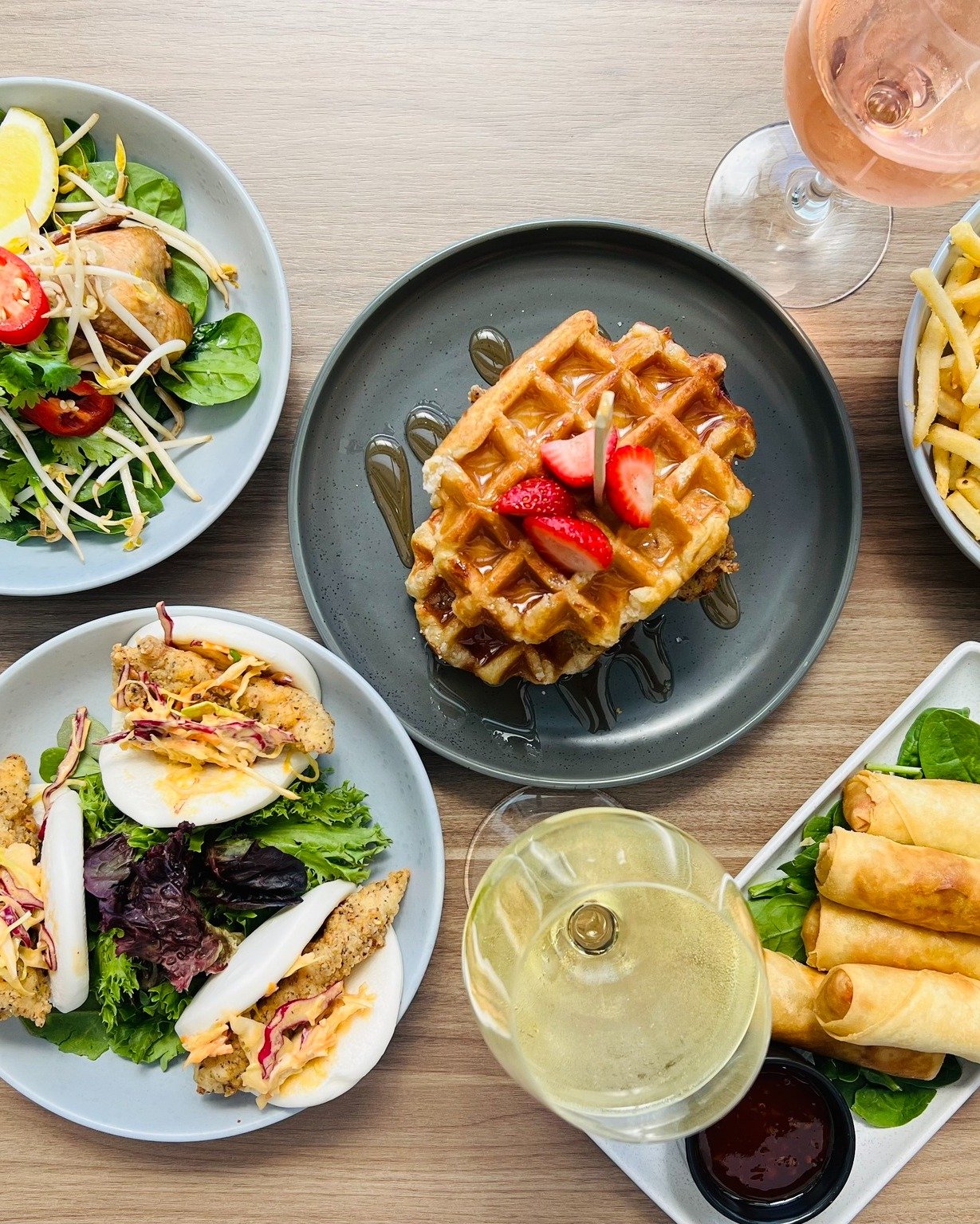 We've got pizzas galore, and chicken bao buns so fine,
Summery salads and burgers - oh, they're divine! 🍕
A menu so tasty, it'll make you smile,
Delighting all, no matter the style! 🍔

Forget the dishes - book your table for a treat this week!

#di