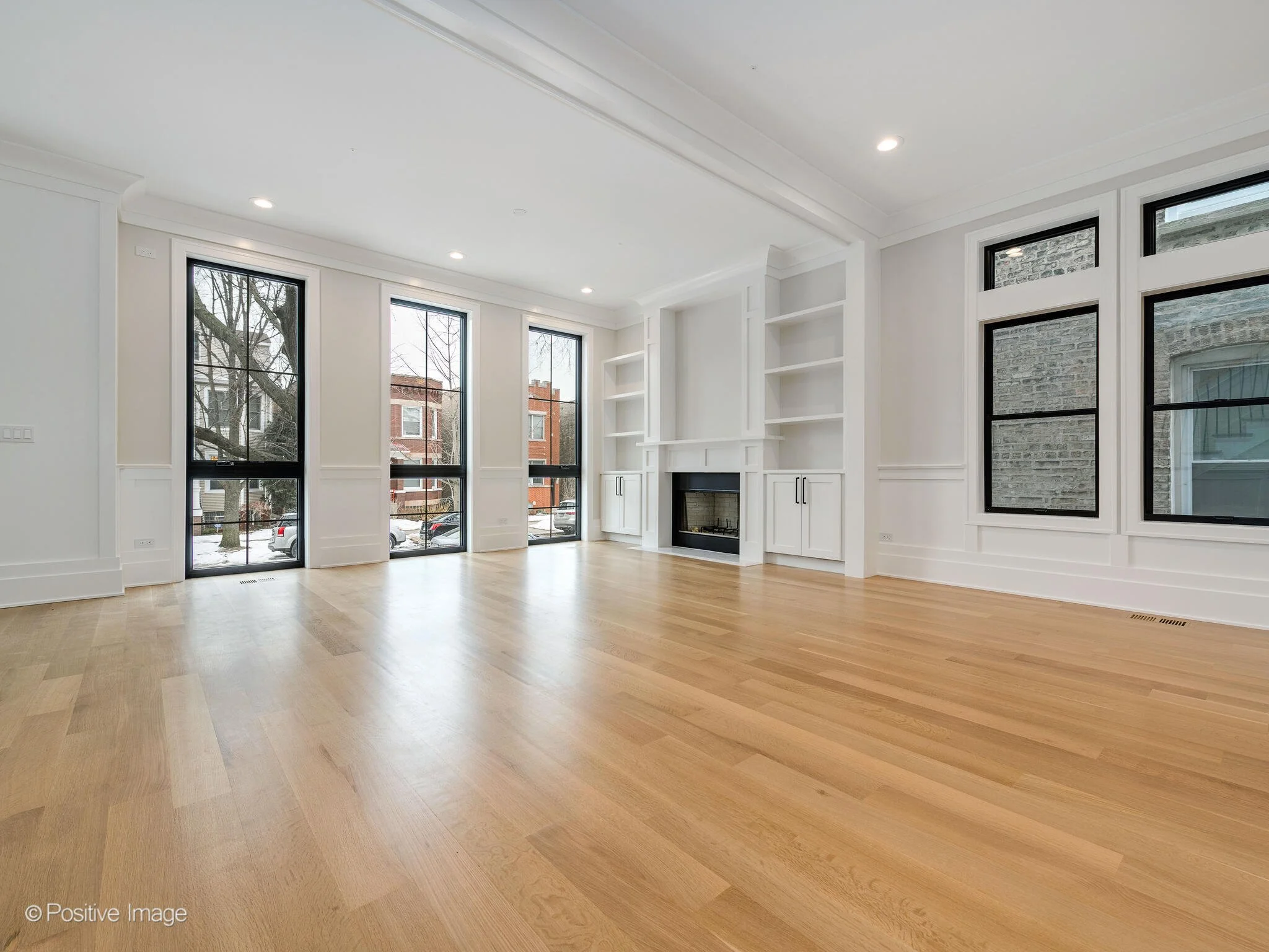 Zillow 60618 63 - 1a8ho6r