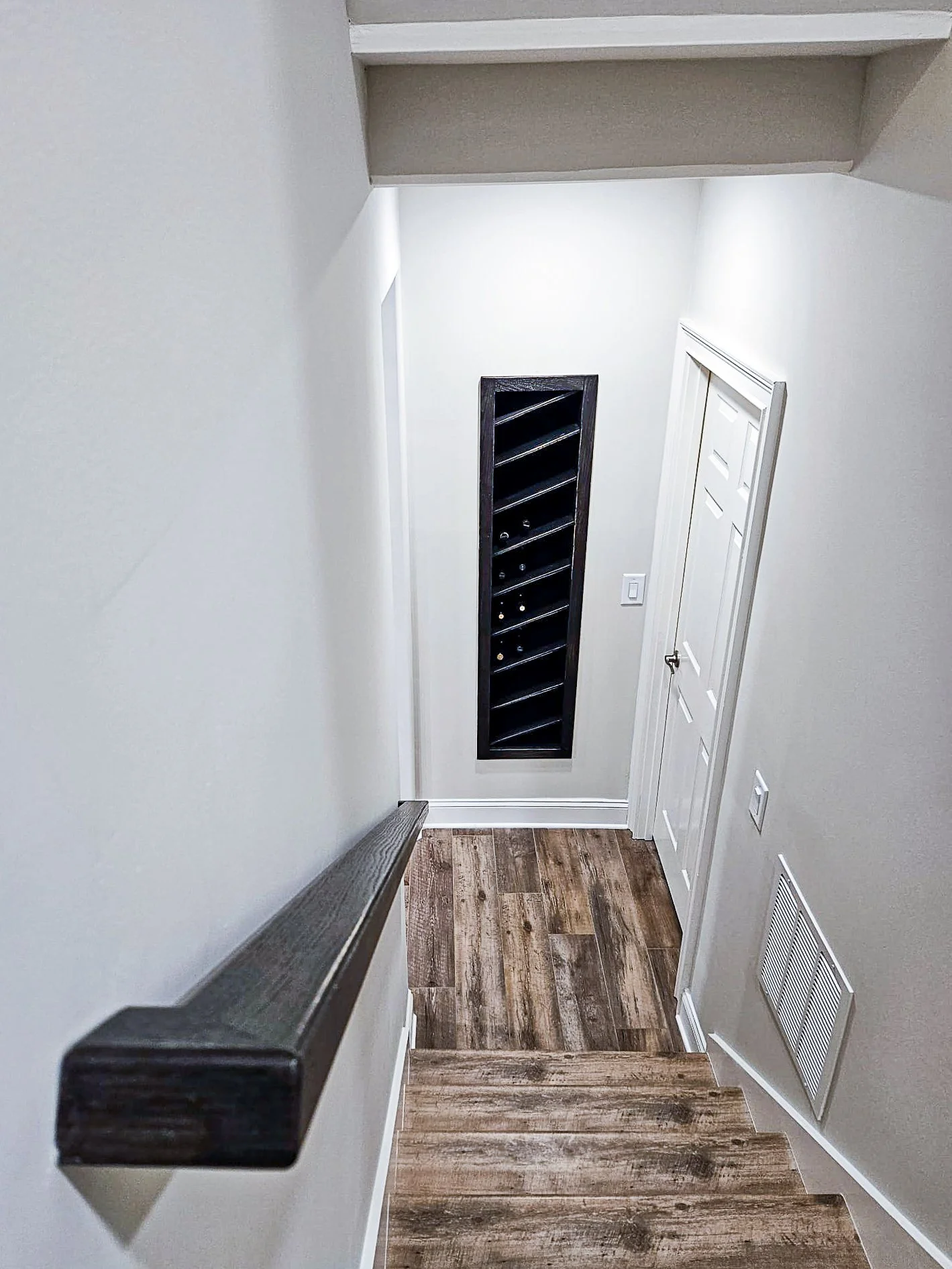 Hammertime_Tuckahoe BathBasement_18.jpg