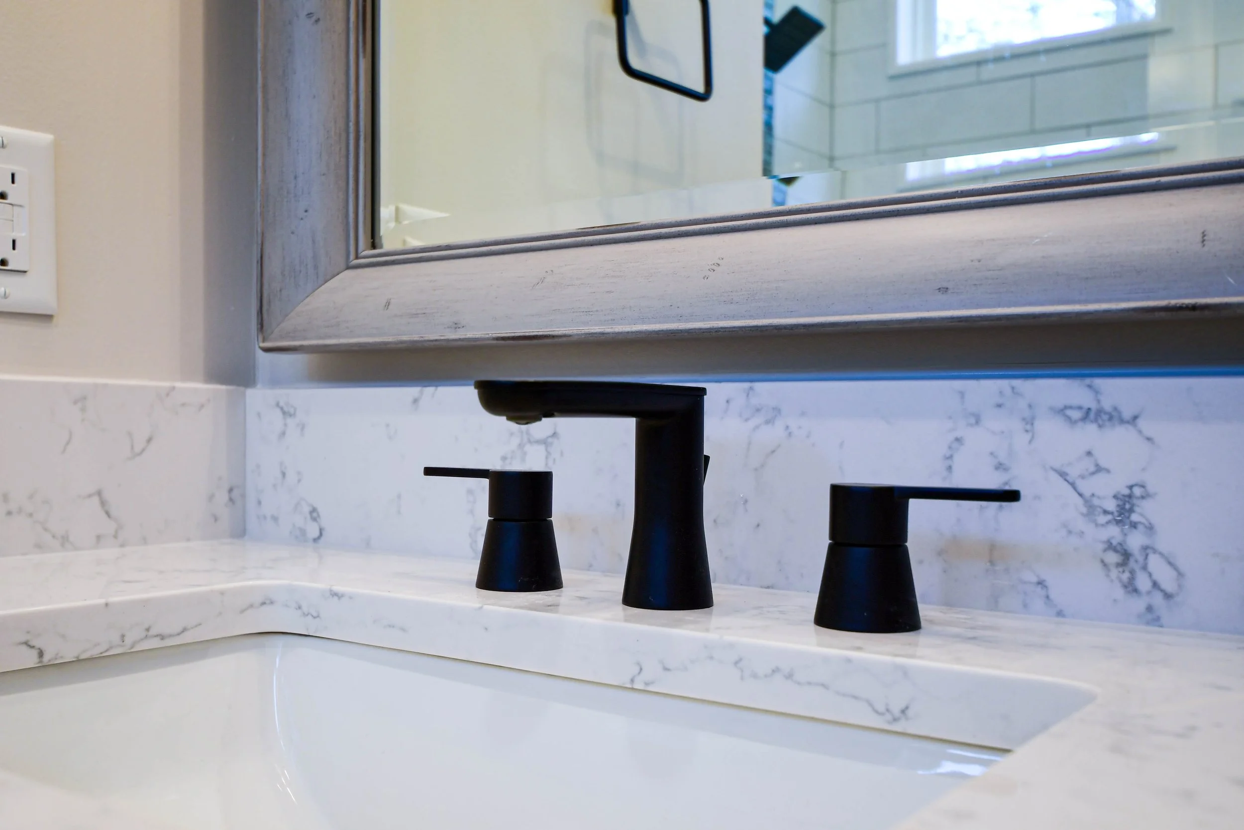 Hensel Bath 3.jpg