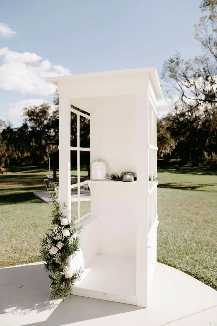 Wedding phone booth_ audio guest book.jpeg