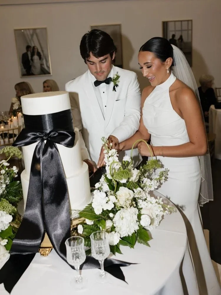 The Witt&rsquo;s 🖤

#weddingvenue #weddingday #weddingreception #bride #206brides