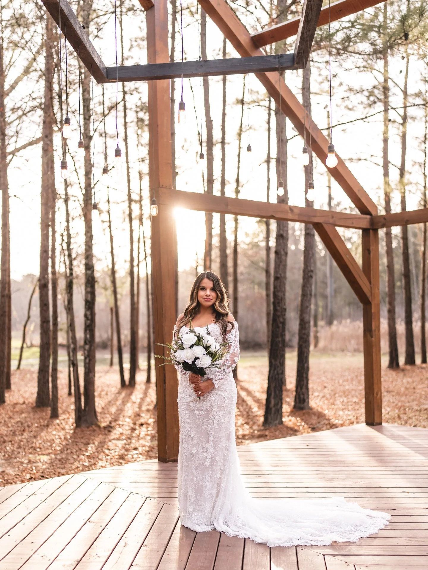 Bridals at The Legacy Altar 🤍

#weddingphotography #weddingvenue #eventvenue #2026wedding