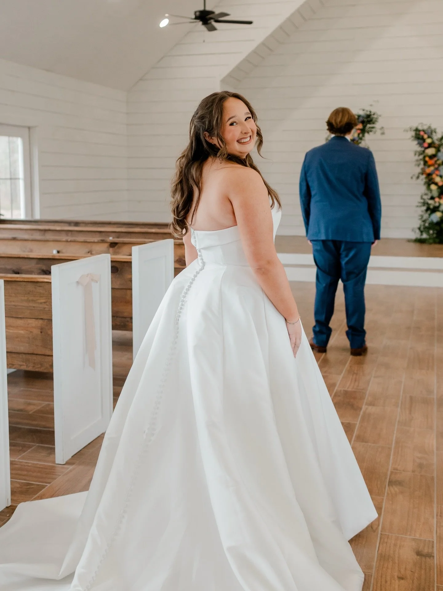 Sweet first look moments ✨ 

#wedding #2026wedding #2026bride #eventvenue #weddingvenue