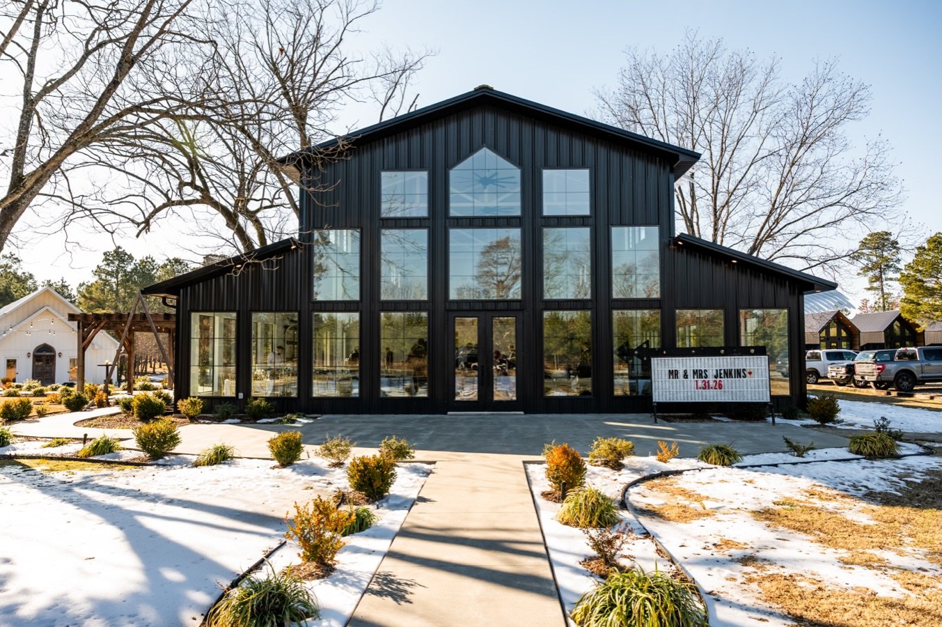 Perfect view 🖤

#2026bride #eventvenue #bride #2026bride #weddingvenue