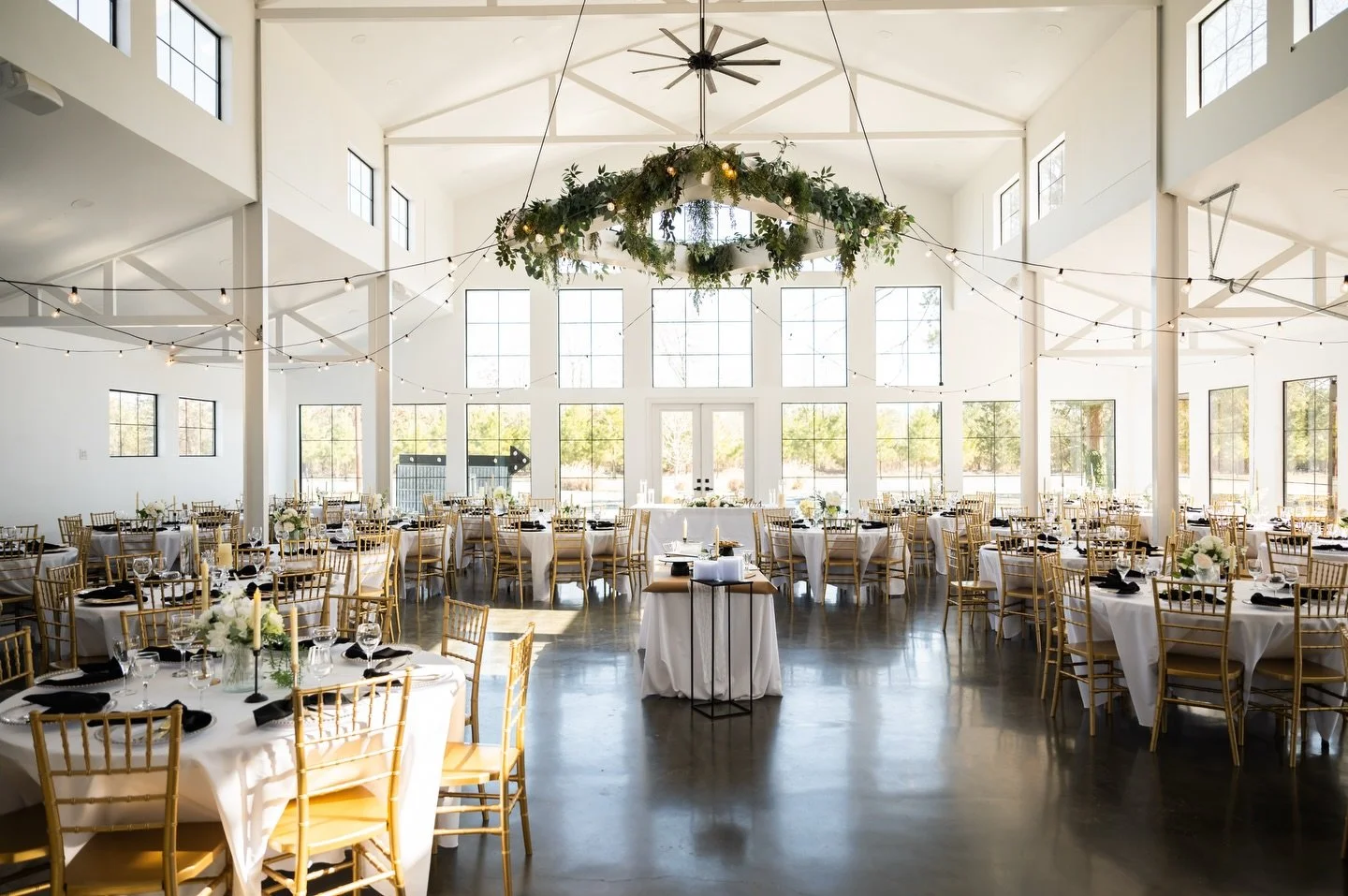 Obsessed with the Reception Hall 🖤

#weddimgvenue #2026wedding #2026bride #eventvenue