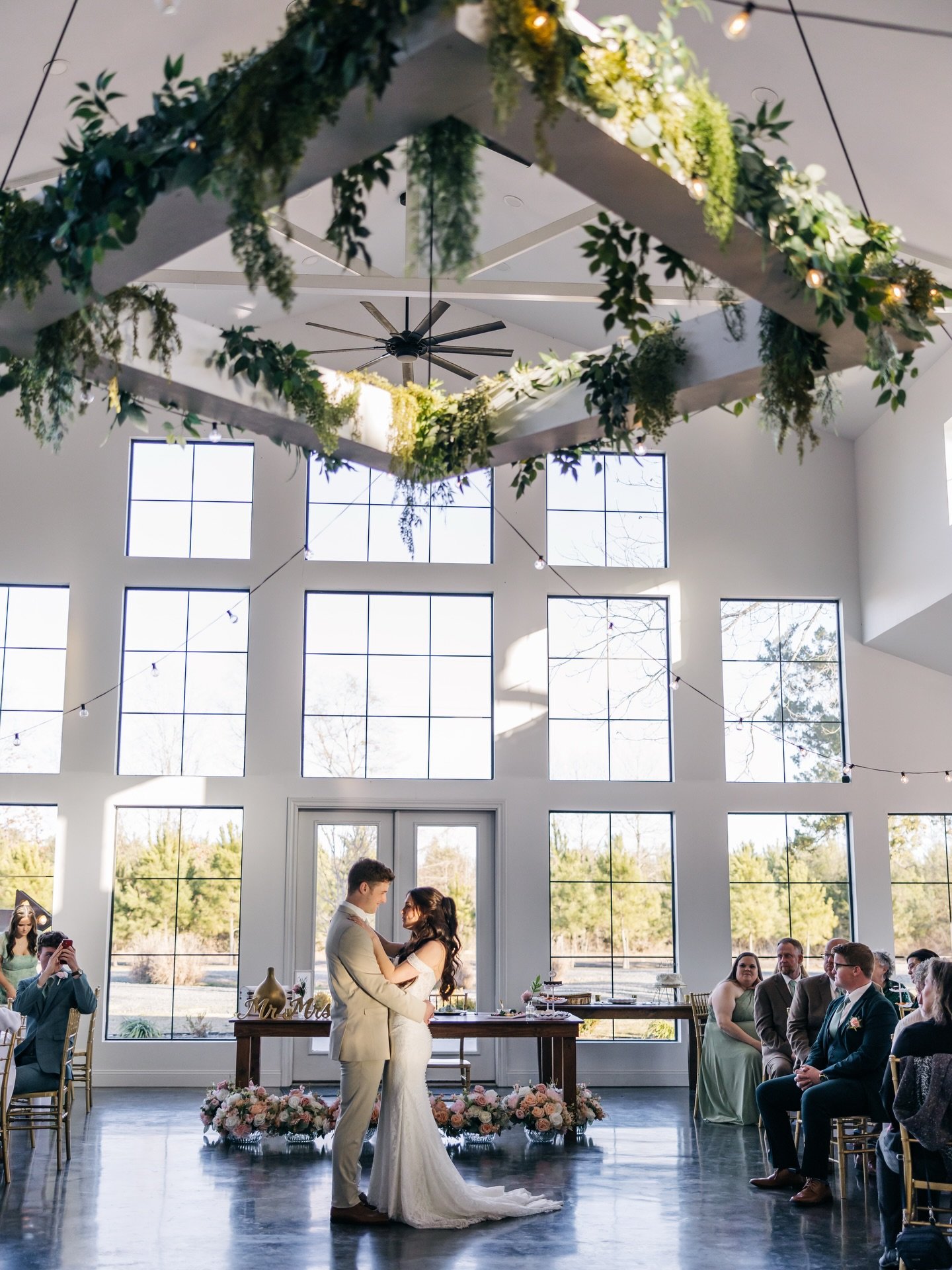 First dance feels 🥺

#2026bride #weddingvenue #bride #2026wedding #weddingday