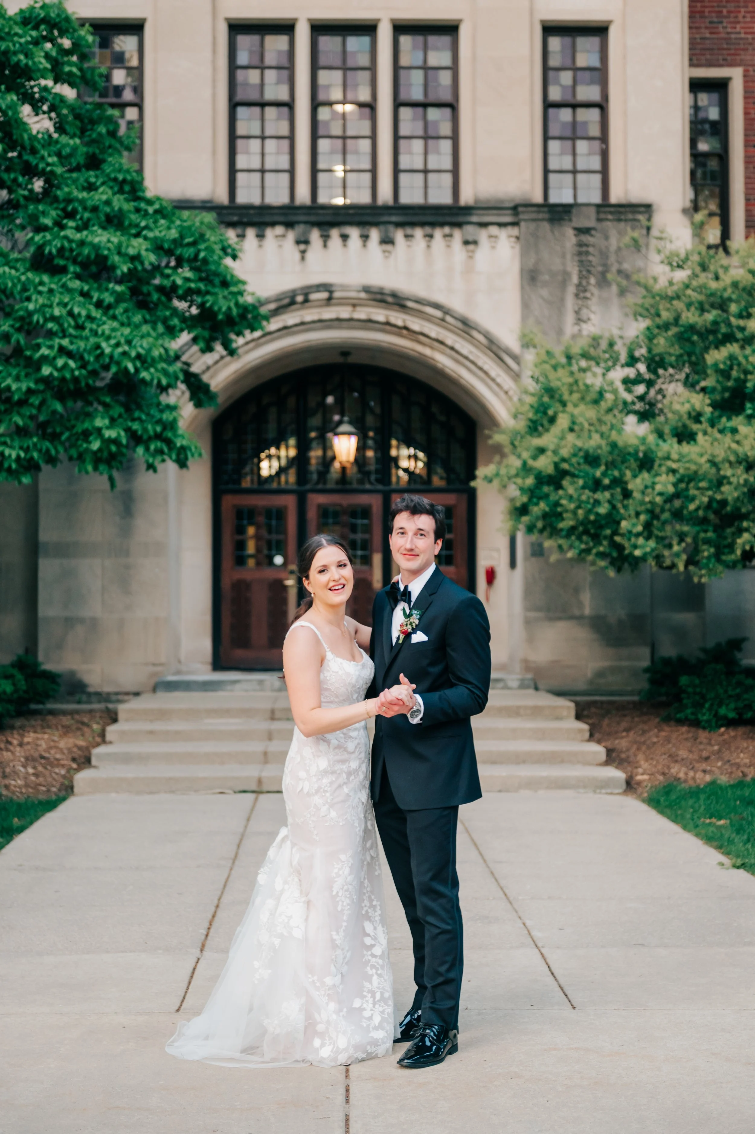 ANN-ARBOR-WEDDING-PHOTOGRAPHER-CAPTURED-BY-KELSEY-MICHIGAN-LEAGUE-KZC-928.jpg