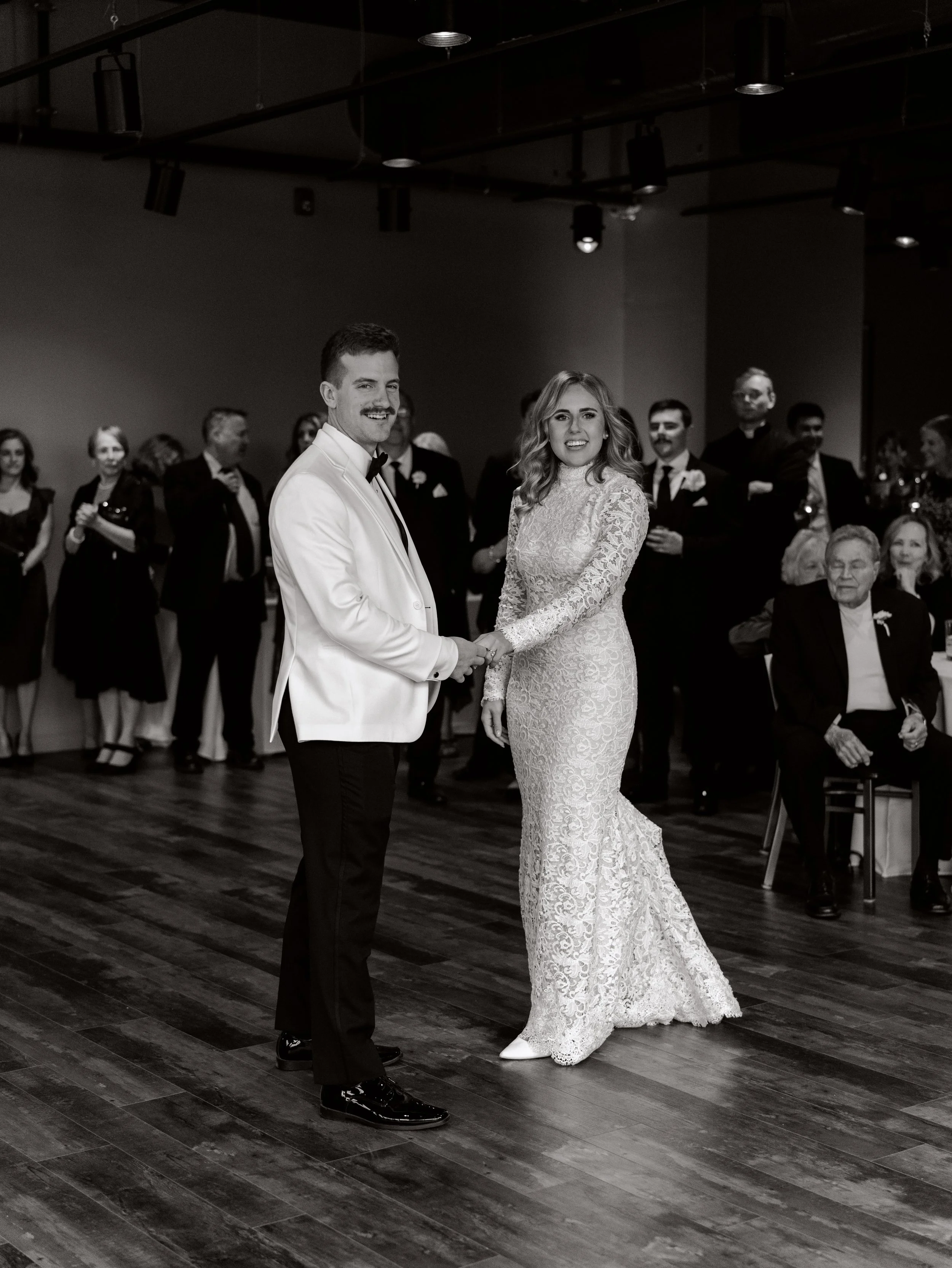 Kelly-and-Raymonds-Wedding-1250.jpg