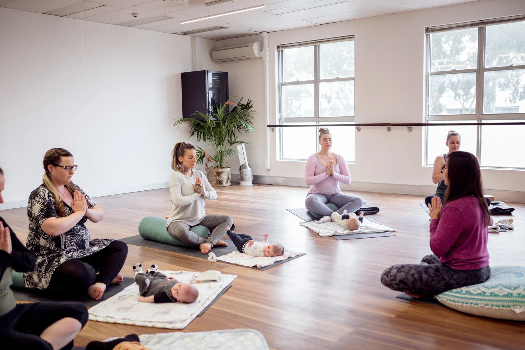 Mums & Bubs Yoga — The Mumma Hub