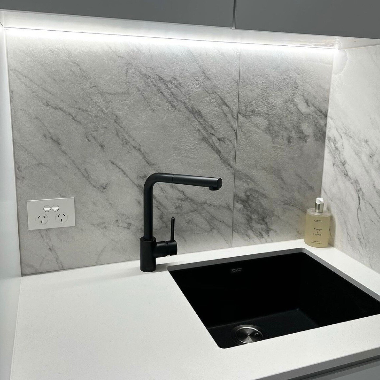 Subtle yet Stunning Finish ✨

The Hager Finesse Range on a Marble Tile Splashback complete with the latest LED Cob Strip from Rapid LED

Power Point - @hager_au
Lighting - @rapid_led
Tiling - @rangi_tiling

For a free quote, please email Tim on tim@l