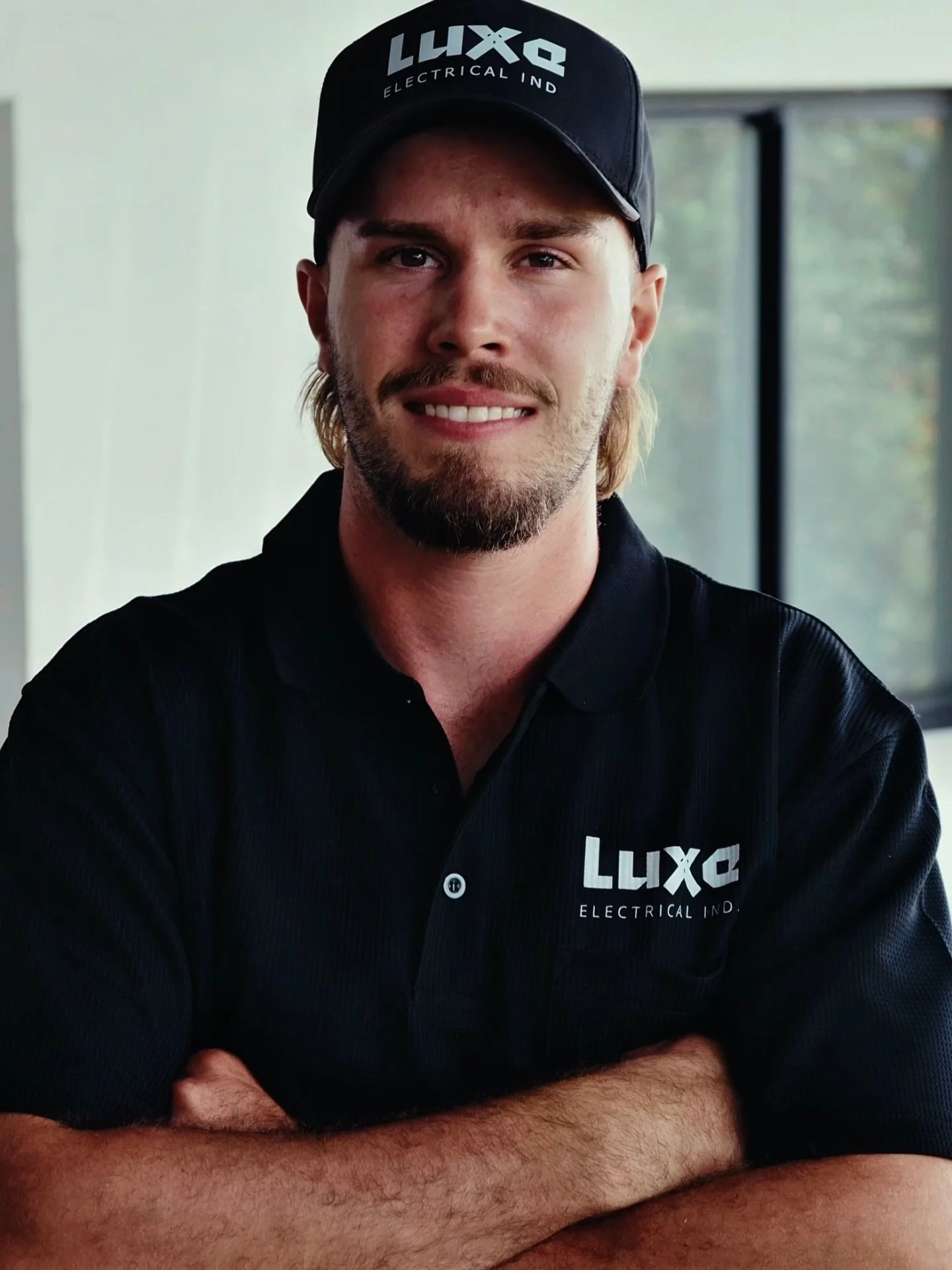 Welcome Dan to the Luxe team ⚡️
We&rsquo;re stoked to have him on board. @daniel.wieczorekk 

Dan is a 2nd-year electrical apprentice with experience across solar and battery systems, and he&rsquo;s now fully in his element working on the lighting si