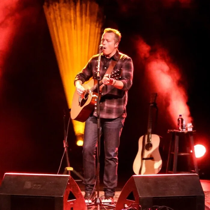 JasonIsbell_HomepageBanner1_18-1213_copy.jpg