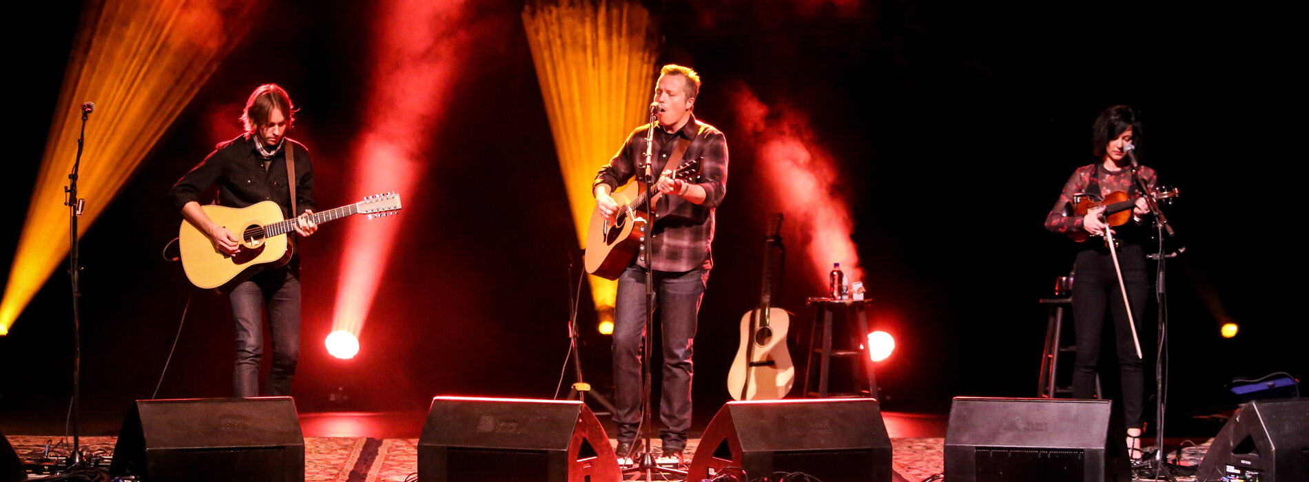 JasonIsbell_HomepageBanner1_18-1213_copy.jpg