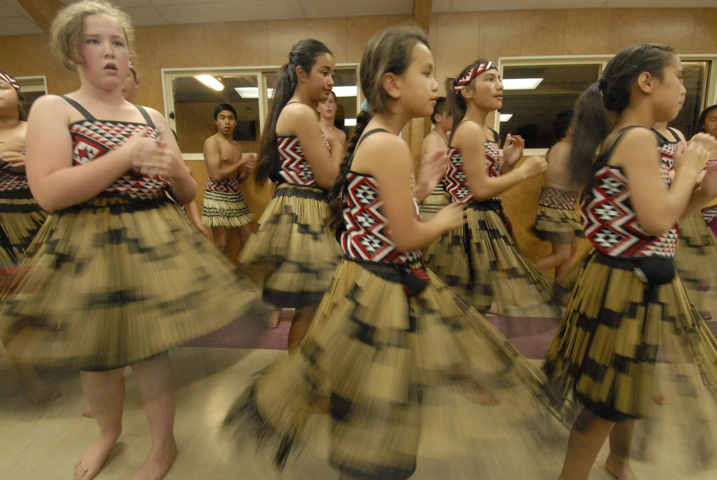 Young Maori Dancers