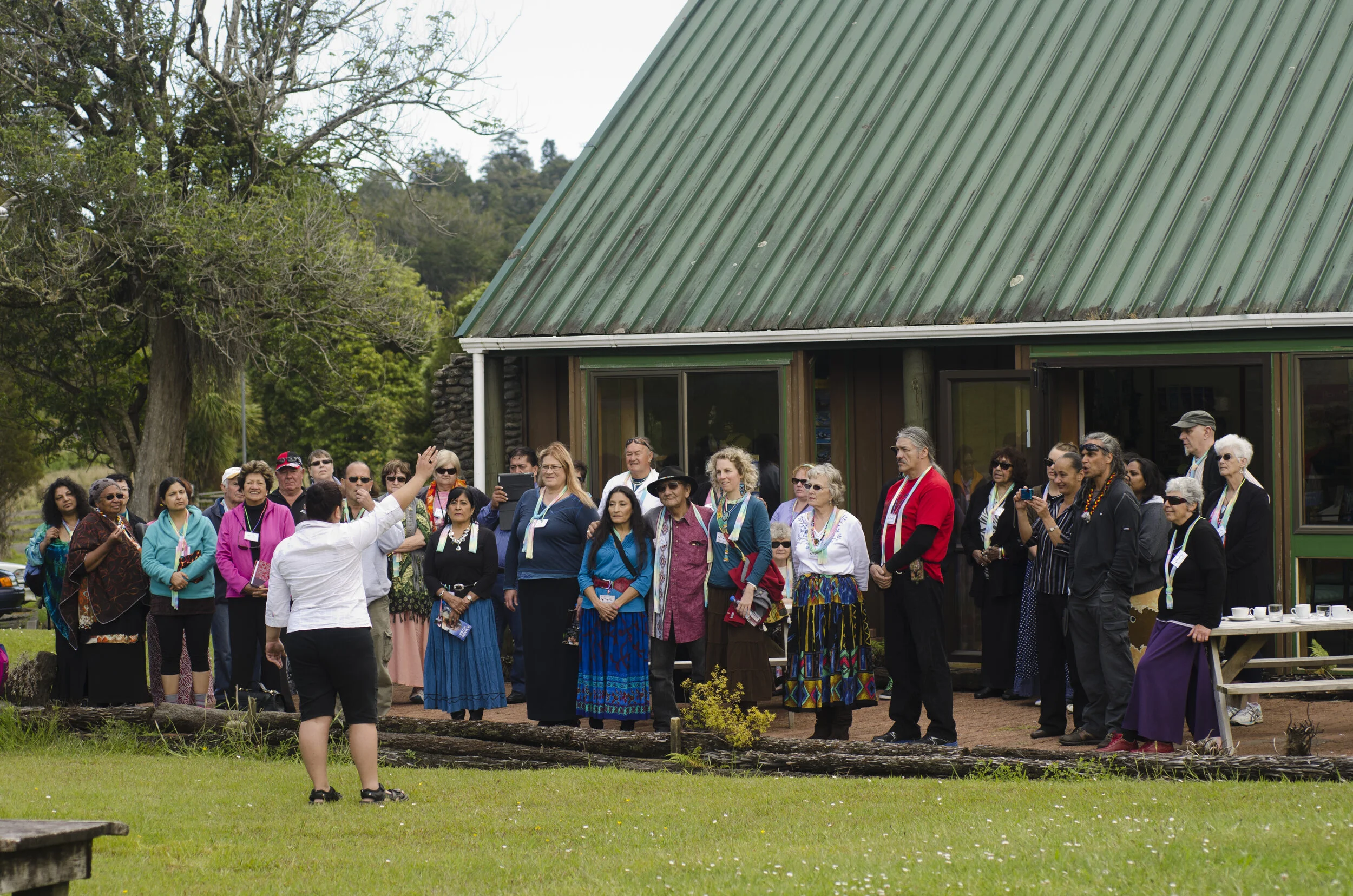 Impromptu exchange of stories of the local area on the way