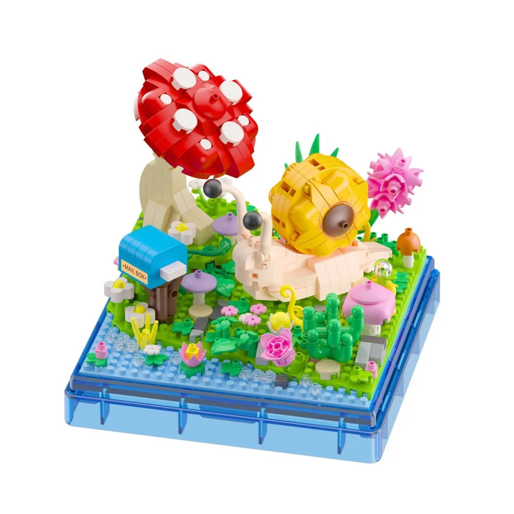 koco-03057-Bloom-Boutique_InsectPlant-Snail-1-1024x1024.jpg