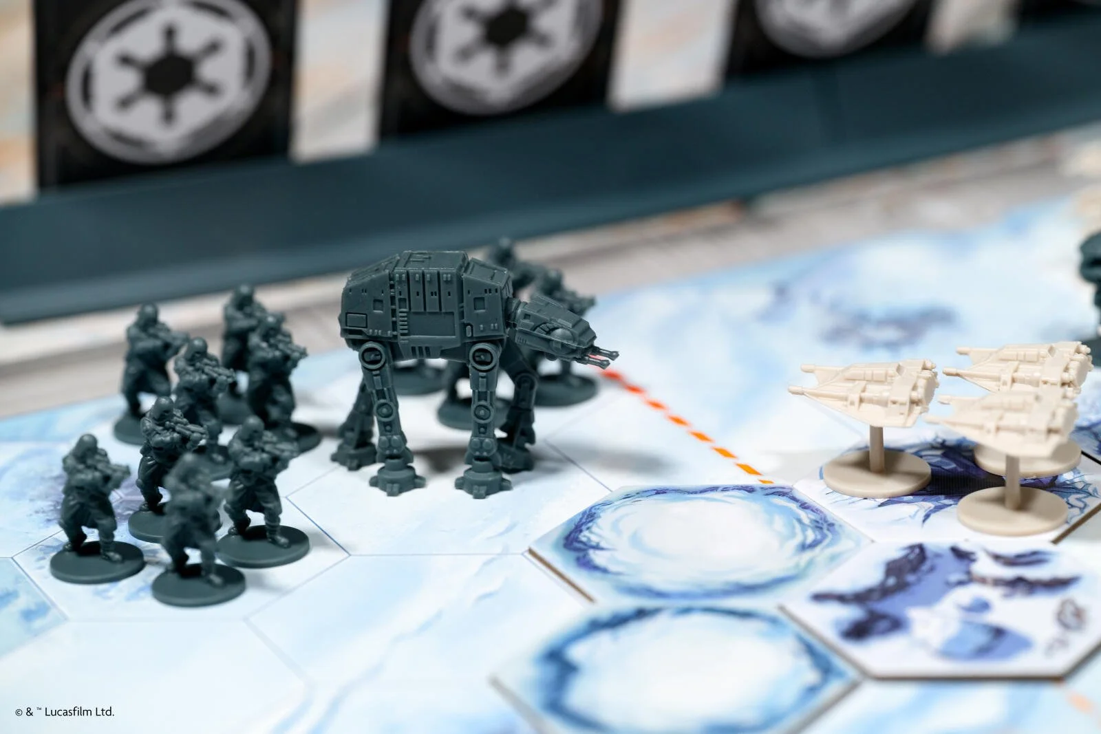 star-wars-battle-of-hoth-122827_6a422.jpg
