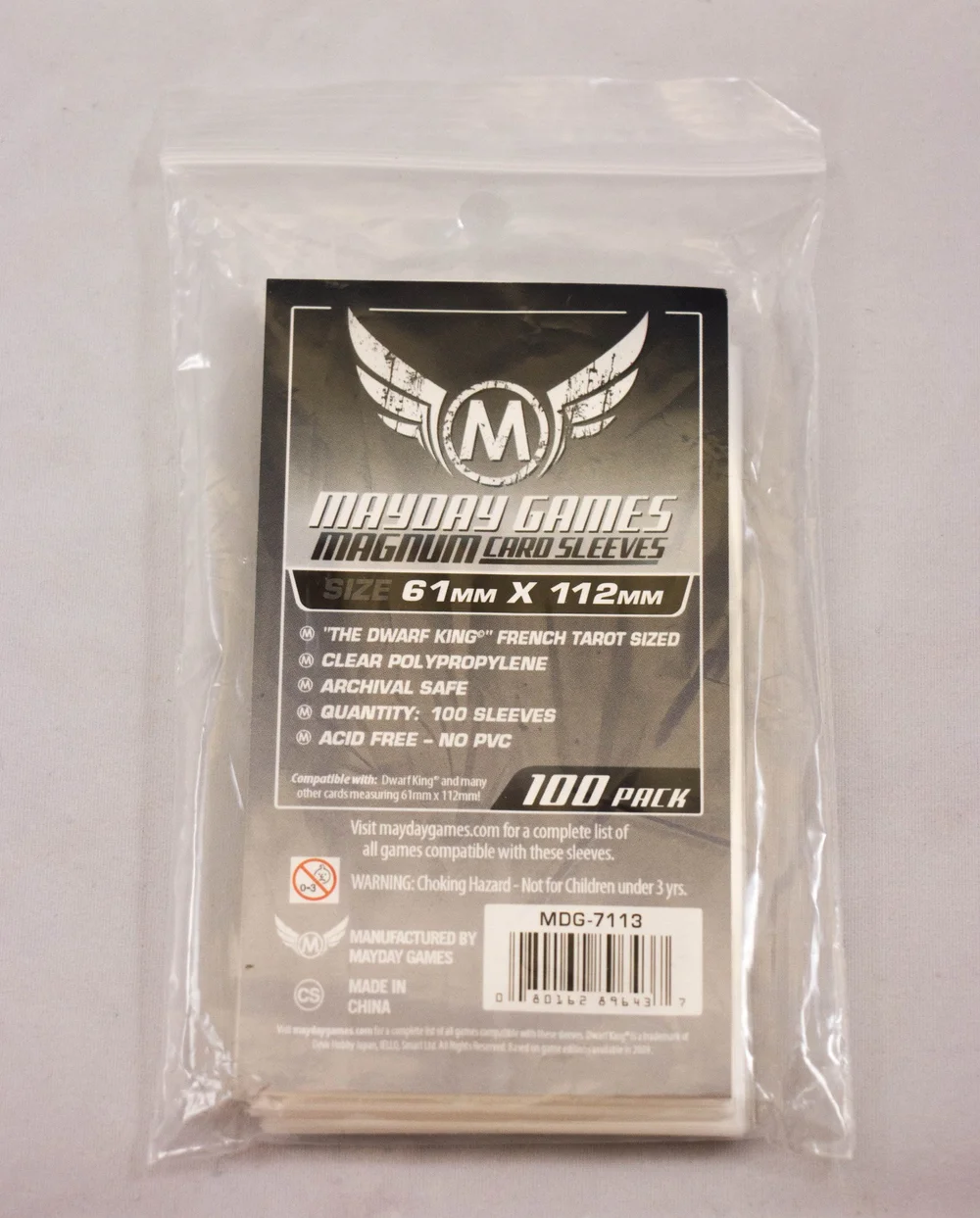 Mayday - Magnum Platinum Card Sleeve: 61 X 112 MM "Dwarf King" French Tarot SOLVE IT AND ESCAPE Mayday - Magnum Platinum Card Sleeve: 61 X 112 MM "Dwarf King" French Tarot SOLVE IT AND ESCAPE