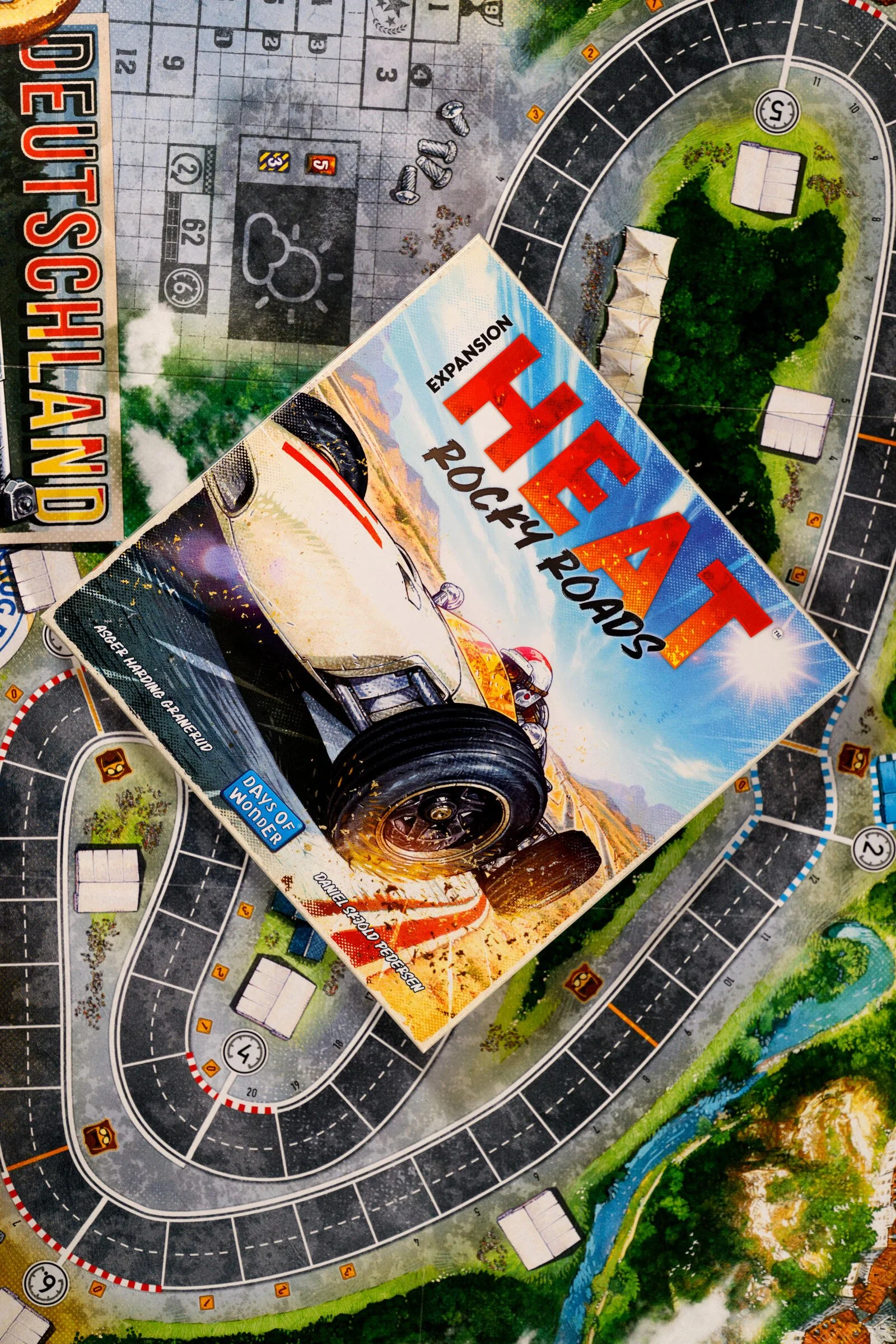 heat-rocky-roads-expansion-127788_ce6fe.jpg