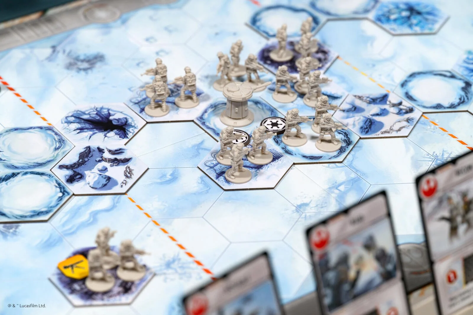 star-wars-battle-of-hoth-122827_de67d.jpg