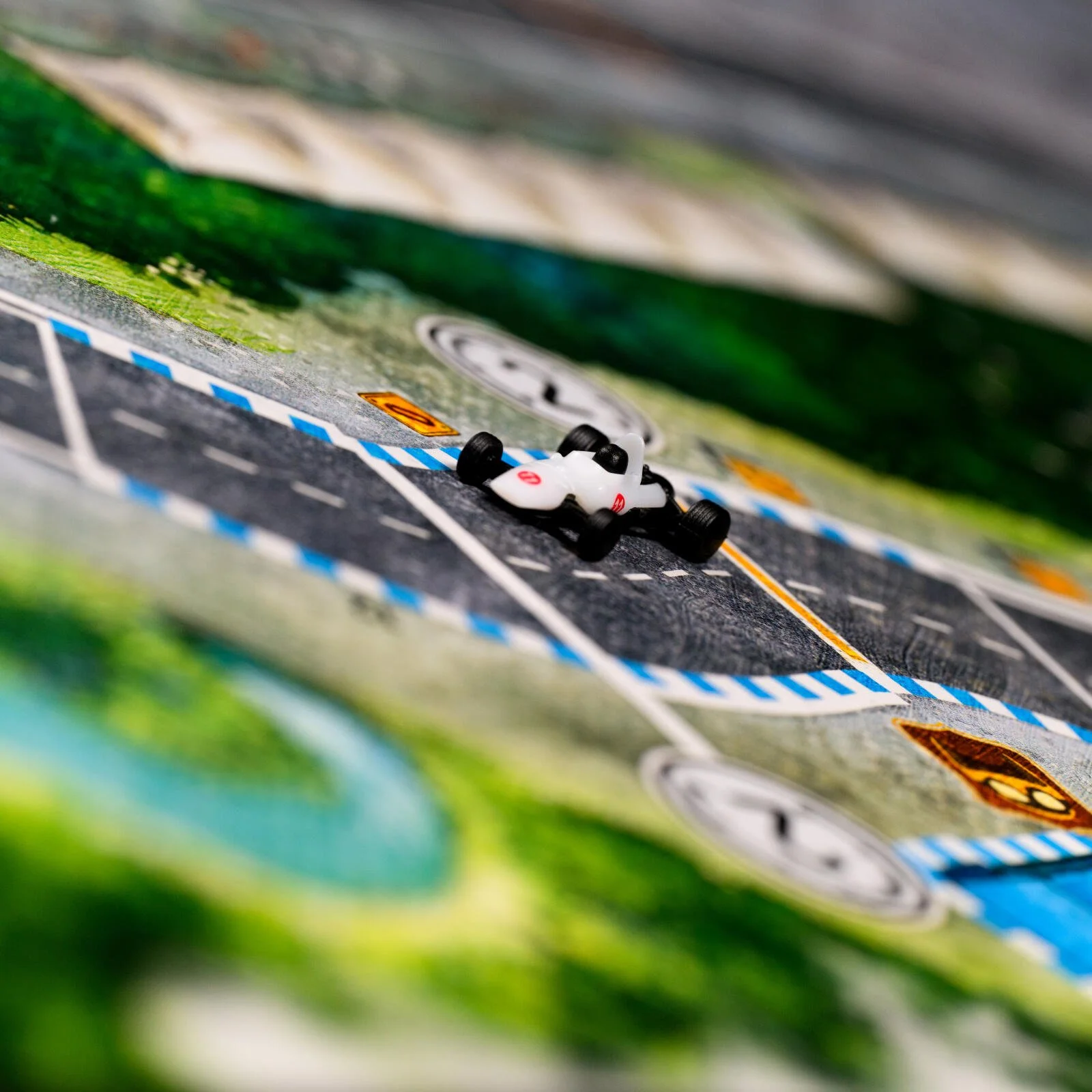 heat-rocky-roads-expansion-127788_a2750.jpg