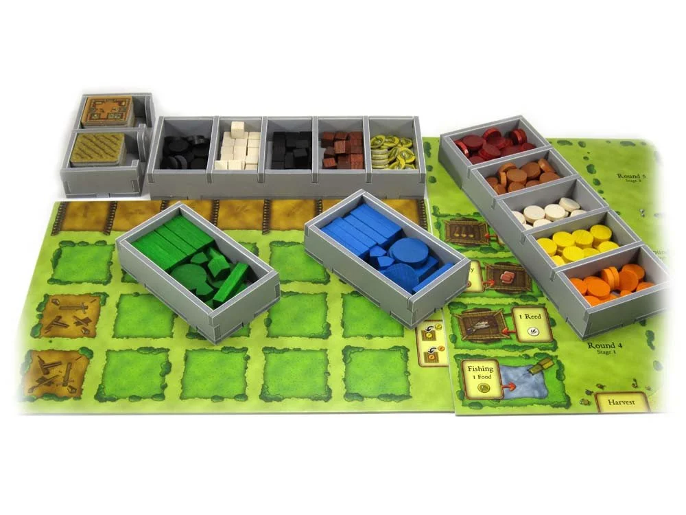folded-space-game-inserts-agricola-64094_6651c.jpg