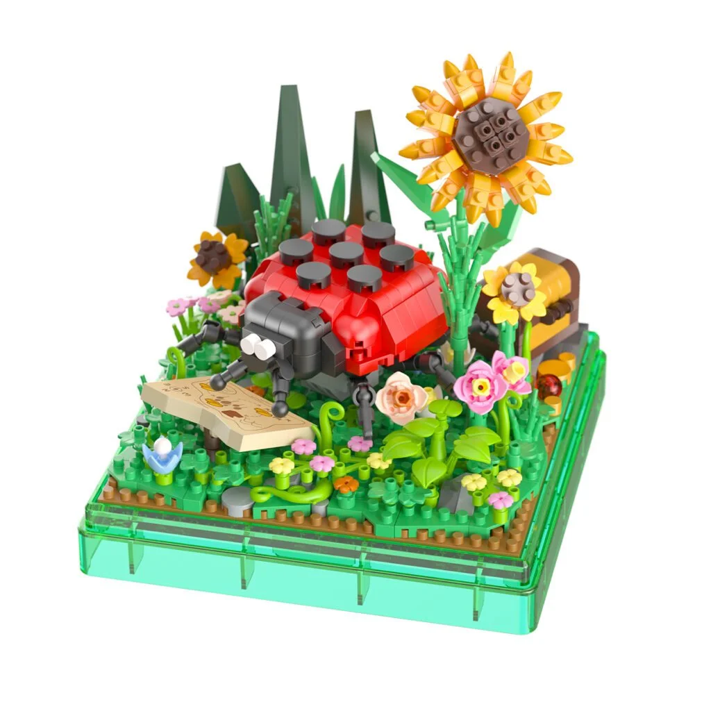 koco-03055-Bloom-Boutique_InsectPlant-Ladybird-1-1024x1024.jpg
