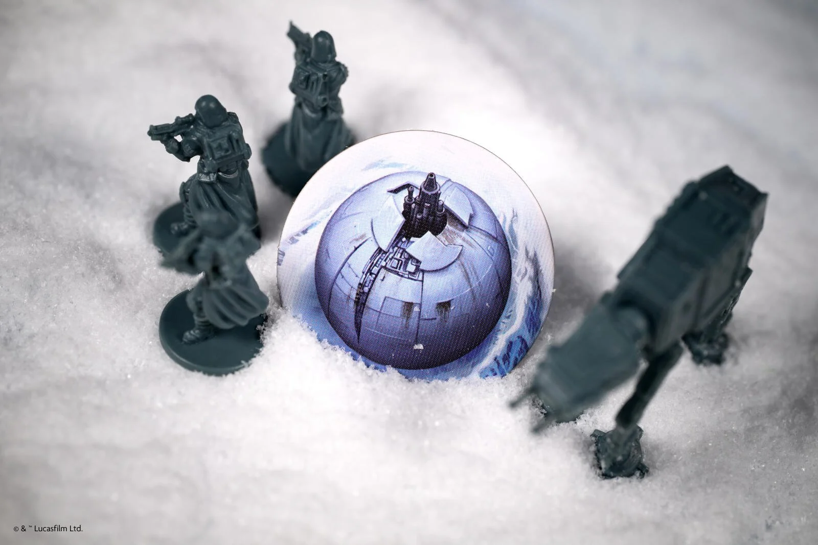star-wars-battle-of-hoth-122827_f8000.jpg